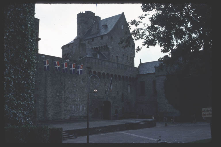 2002