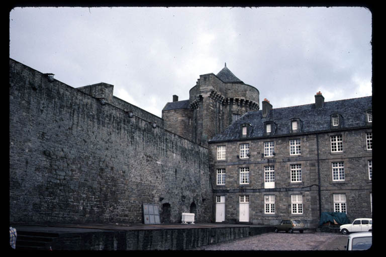 2003